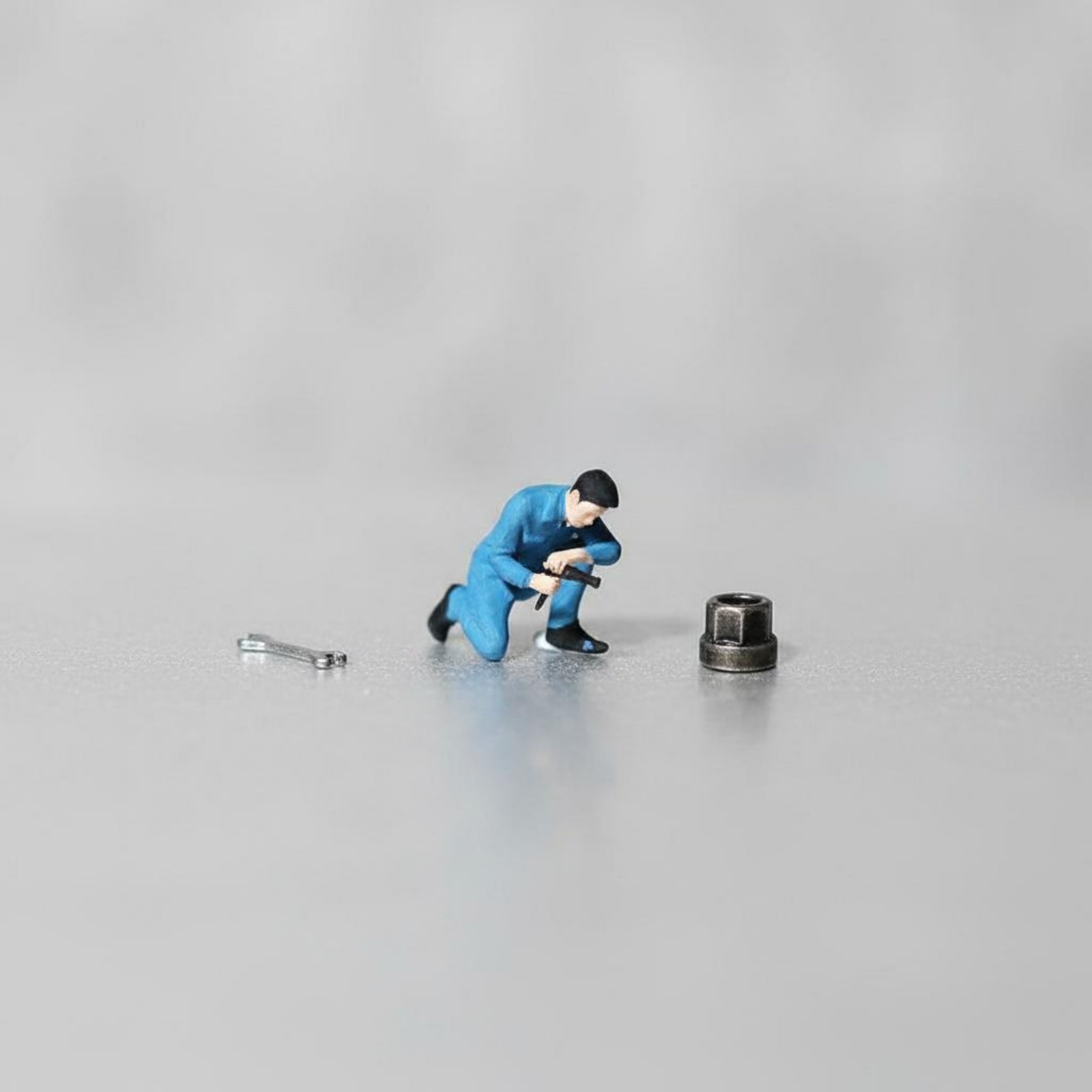 Telefonbedienende Mann-Figur a – Phone Accessories For Men Bewertung und Preis